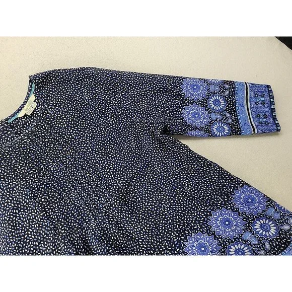 Boden Women 10 Navy Floral Blouse Pin Tucked Front Sheer 3/4 Sleeve Cottage Core - Picture 4 of 11